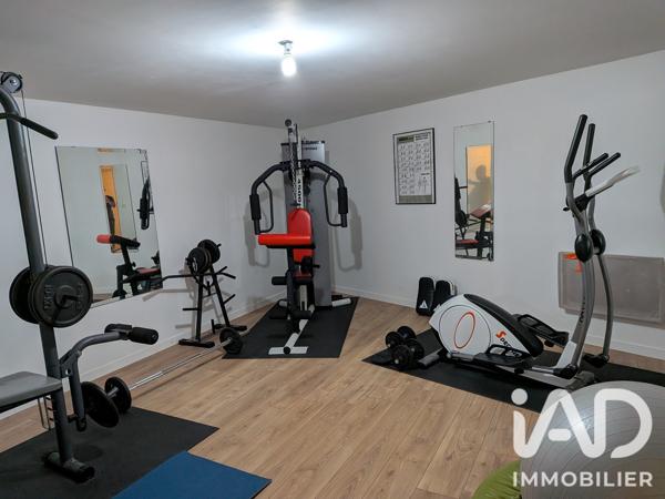 Maison à vendre 9 pièces 230 m² Latresne
