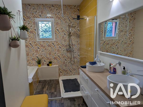 Maison à vendre 9 pièces 230 m² Latresne