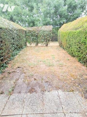 Les Herbiers Quartier Les demoiselles appartement  avec jardinet privatif