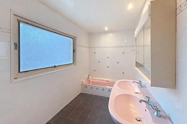 Maison 3 chambres avec jardin et garage