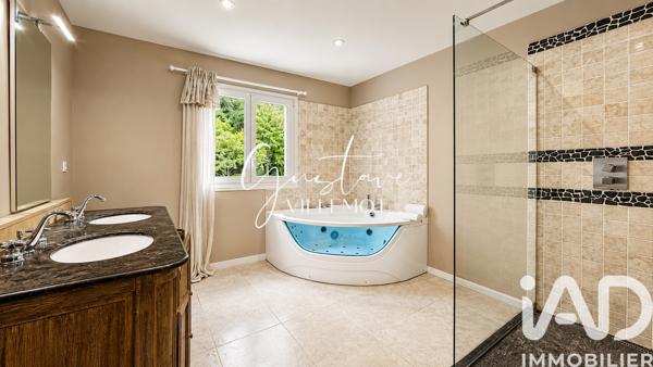 Maison à vendre 7 pièces 205 m² Bellefontaine