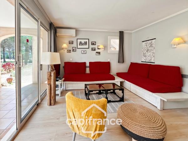 DOMAINE DE PONT ROYAL, Appartement climatisé de 42 m2 en REZ de JARDIN, chambre et chambre-cabine, SDB, Salle d'eau place de parking