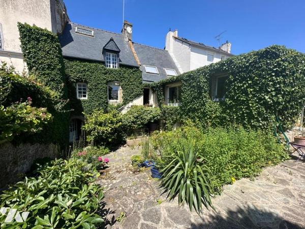 SAINT MALO - Maison en pierre (163m²) - Jardin Sud