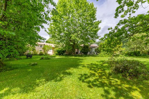 Magnifique Domaine à vendre sur Léognan
