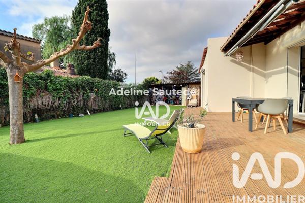 Maison à vendre 6 pièces 95 m² Saint-Cyr-sur-Mer