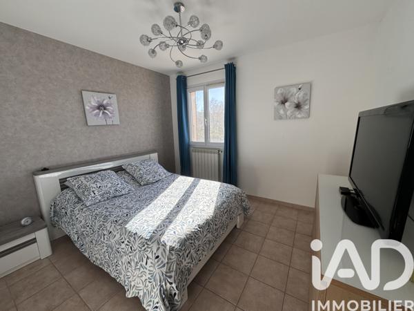 Maison à vendre 4 pièces 100 m² Saint-Cyr-sur-Mer