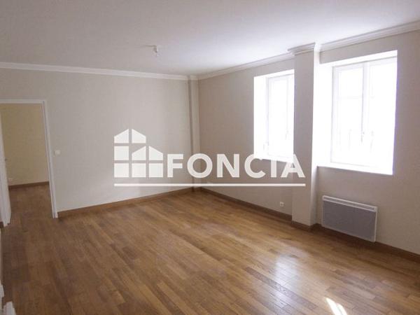 Location Appartement 2 pièces 53 m² - 2 RUE JAULZY Soissons 02200