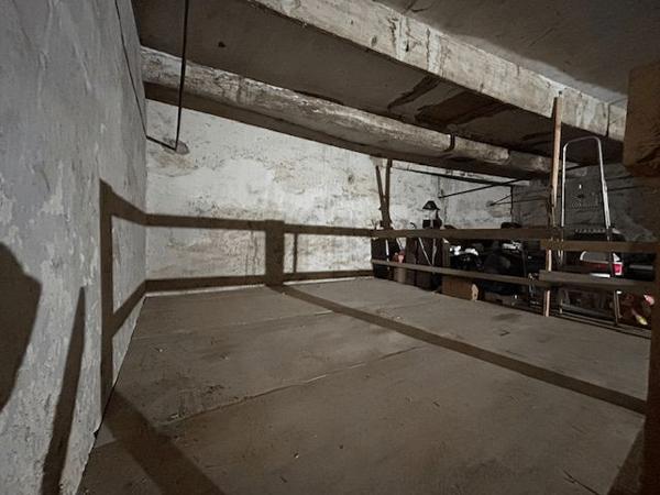 Location Parking - HAMEAU DE CONAS Pezenas 34120