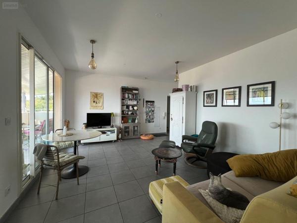 Appartement à vendre à Saint-Denis à la Réunion (97400), ref : 97405/197 Coline camèlias