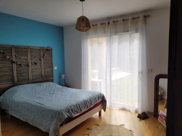Maison à vendre 9 pièces NEUVIC (24)