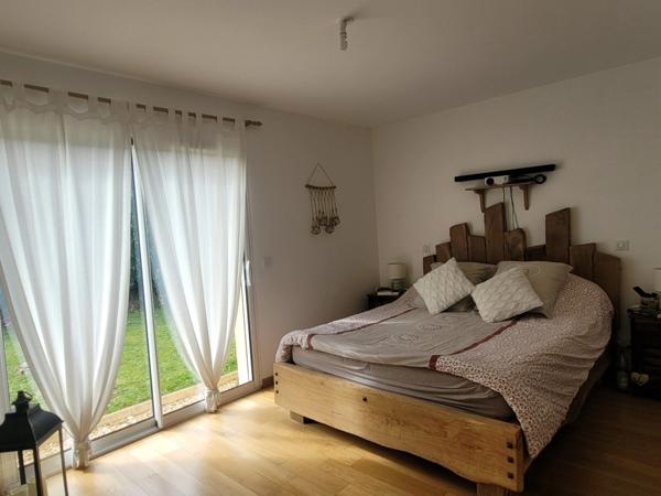 Maison à vendre 9 pièces NEUVIC (24)
