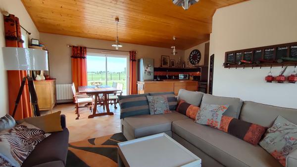 maison 3 chambres à BEAUVOIR SUR MER proche commodités