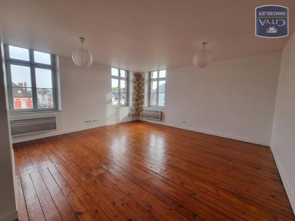 Appartement à louer 2 pièces 52.9m²