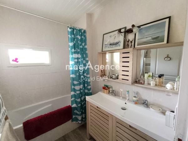 Maison à Aizenay, 85190 - 5 pièces 101m²