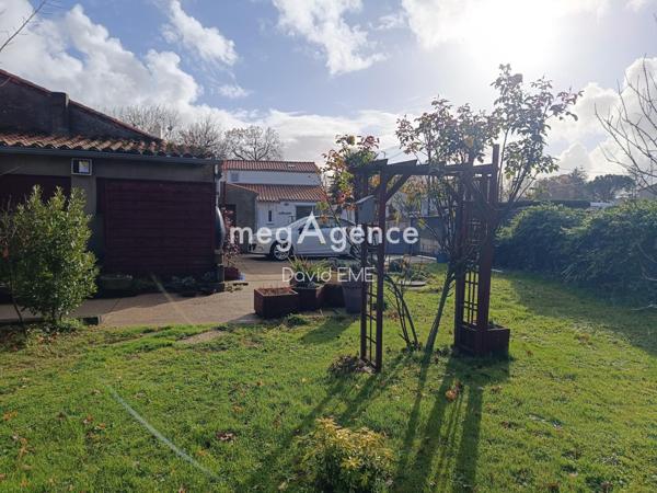 Maison à Aizenay, 85190 - 5 pièces 101m²