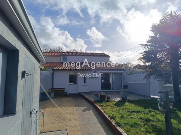 Maison à Aizenay, 85190 - 5 pièces 101m²