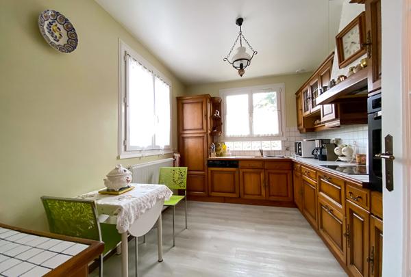 Maison 140m2 - 4ch - Jardin - Sous-sol total - 10min RER A, A15