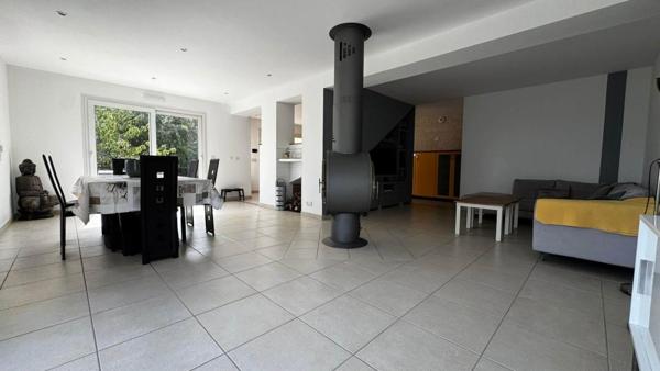 COUP DE C?UR ? MAISON ATYPIQUE ET FAMILIALE DE 171 M²
