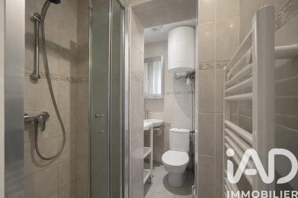 Appartement à vendre 5 pièces 25,06 m² Paris 17