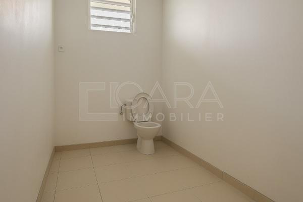 Location Local 2 Pièce(s) MATOURY (97351) 1 142 €