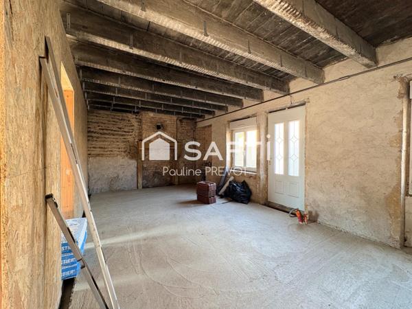 Au cœur de Paray-le-Monial, immeuble avec fort potentiel locatif