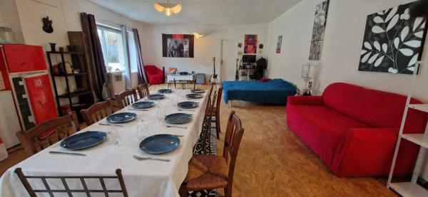Maison de village 8 pièces au cœur de l’Aveyron (12)