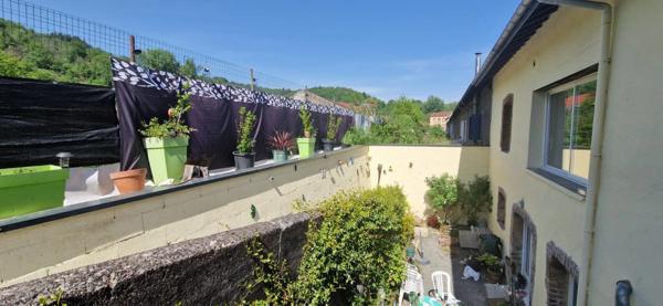 Maison de village 8 pièces au cœur de l’Aveyron (12)