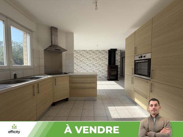 Maison
         5 pièces
        - 105 m² Exclusivité 140 000 € *