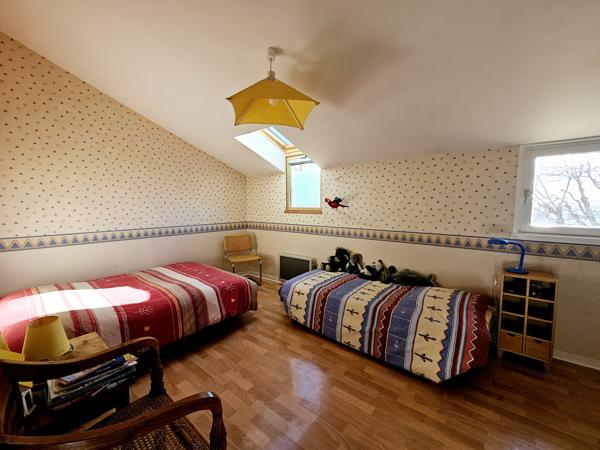 Grande maison familiale assortie d'un T3 indépendant