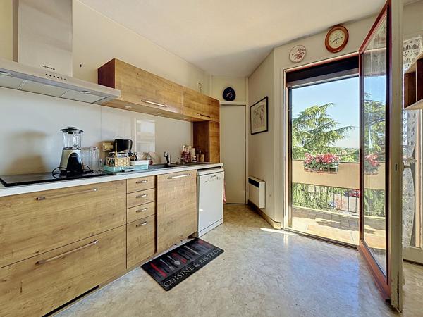 Appartement 3 chambres, garage, ascenseur à vendre Montauban 82