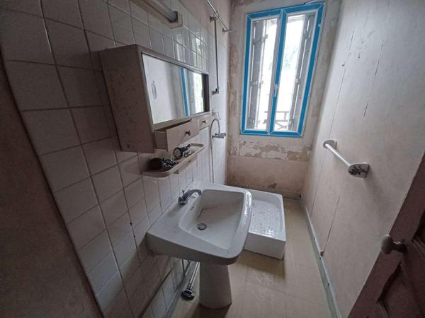 // A SAISIR  Maison de village Planches 5 pièce(s) 95 m2