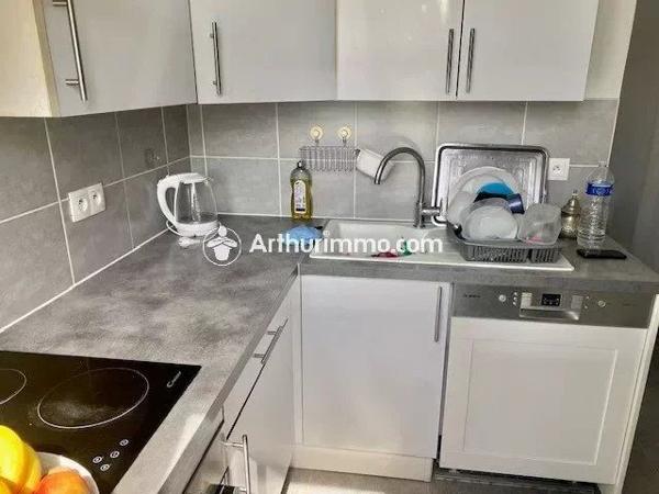 Location Appartement 3 pièces 52 m2 à Corbeil-Essonnes