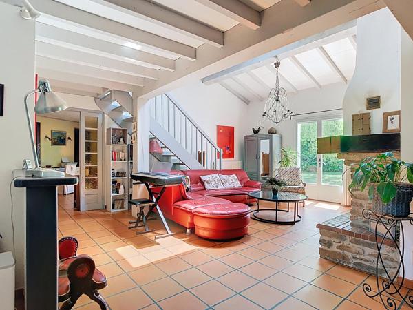 Maison - 7 pièces - 145 m2