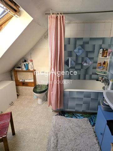 Maison à CHERBOURG-EN-COTENTIN, 50100 - 4 pièces 75m²