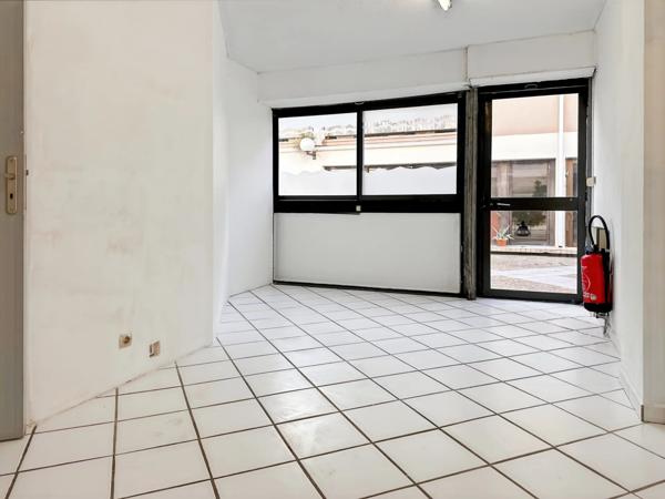Location Bureau 3 pièces 44 m2 à Montpellier