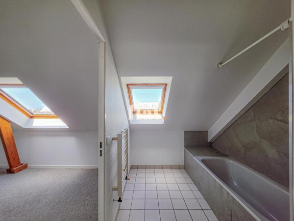 Appartement
                                                                                                                                                                                                                                                                                                                        2 pièce(s)                                                                                                                                                                                                          1 chambre(s)                                                                                                                                                                                                          50.58  m²