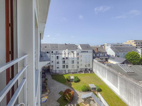 Appartement
                                                                                                                                                                                                                                                                                                                        2 pièce(s)                                                                                                                                                                                                          1 chambre(s)                                                                                                                                                                                                          50.58  m²