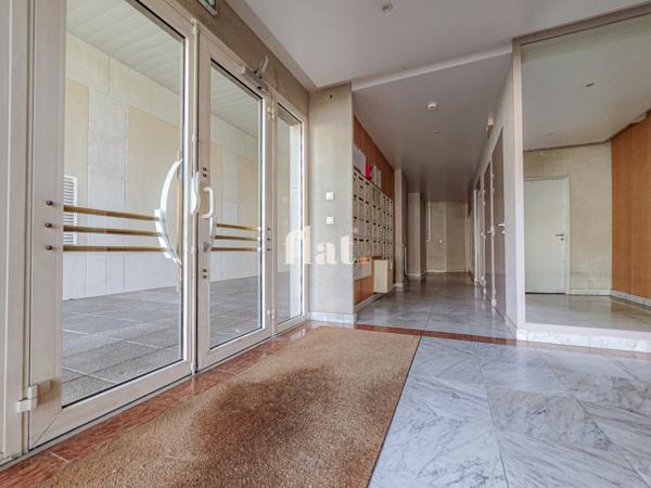 Appartement
                                                                                                                                                                                                                                                                                                                        2 pièce(s)                                                                                                                                                                                                          1 chambre(s)                                                                                                                                                                                                          50.58  m²