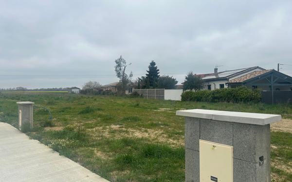 Terrain à vendre    Seilh