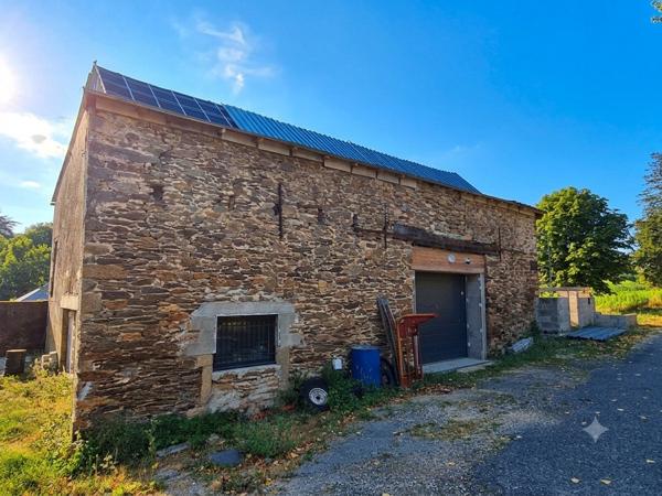 Grange en pierres aux portes de Rodez Baraqueville
