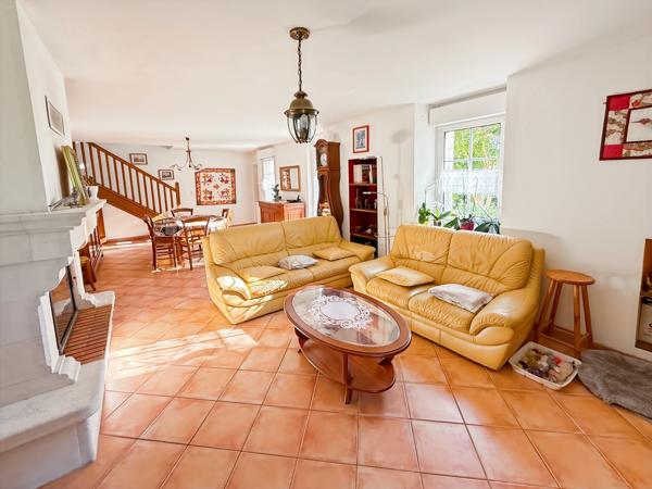 GERS (32) – À 10 min d’Aire-sur-l’Adour – Superbe maison en pierre rénovée de 160 m², 4 chambres, terrain arboré de 1 592 m²