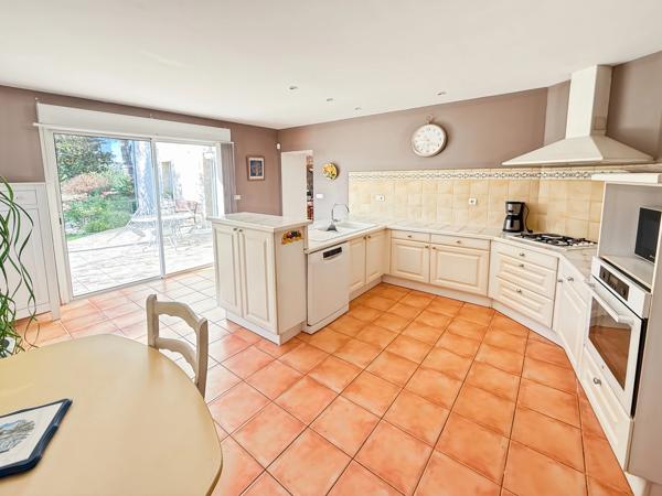 GERS (32) – À 10 min d’Aire-sur-l’Adour – Superbe maison en pierre rénovée de 160 m², 4 chambres, terrain arboré de 1 592 m²