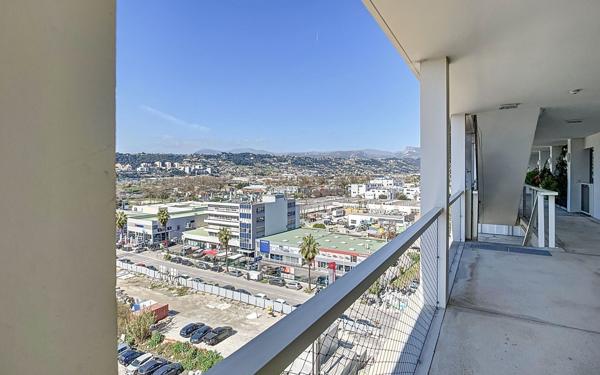 Appartement à vendre    3 pièces • 64,16 m2 Nice