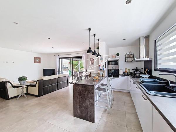 Maison T4 3 chambres 107 m² piscine