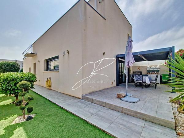 Maison T4 3 chambres 107 m² piscine