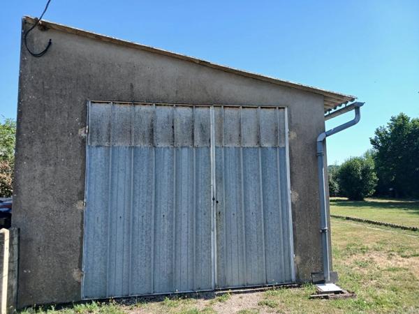 Vente                                                      Maison
                        
                     4 pièces                      66 m2                     à Cercy-la-Tour