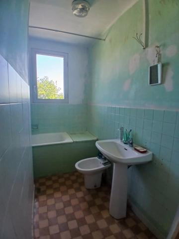 Vente                                                      Maison
                        
                     4 pièces                      66 m2                     à Cercy-la-Tour