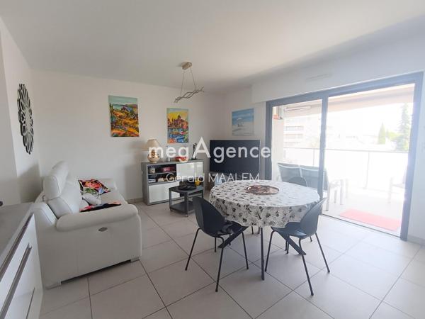 Appartement à FREJUS, 83600 - 2 pièces 48m²