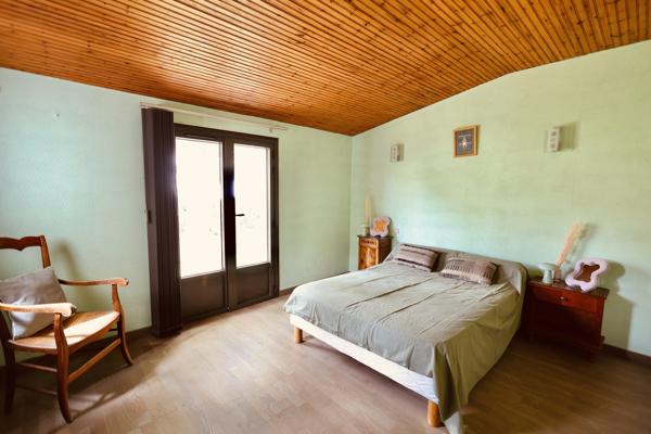 A deux pas de la plage : Maison d'exception bordée de pins