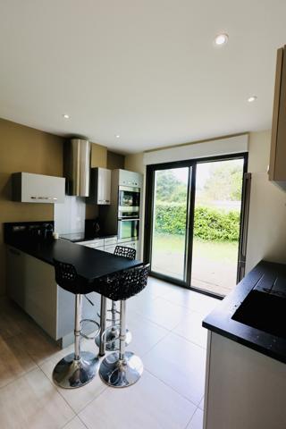 A deux pas de la plage : Maison d'exception bordée de pins